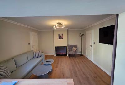 Proprietar vand apartament lux etaj 1 la 5 minute de Complexul Studentesc - 5