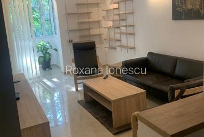 Apartament cu 3 camere decomandat, mobilat în Titan