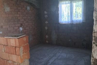 Duplex cu 6 camere în Potoceni