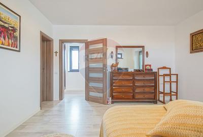 Casă premium cu 270 mp utili, 7 camere ,curte generoasă în Bartolomeu - 10
