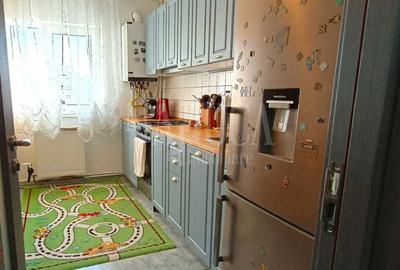 Apartament cu 3 camere decomandat în Mărăști