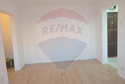 Apartament 2 camere etj 1 /10 nemobilat în zona Aurel Vlaicu - 5