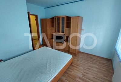 Apartament de inchiriat 2 camere etaj 2 cu parcare proprie C.Dumbravii - 1