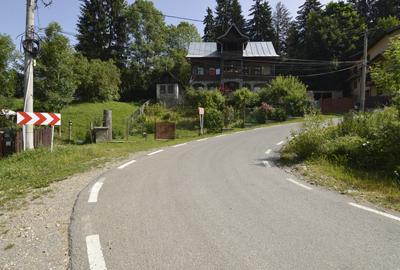 TEREN PENTRU DEZVOLTARE SINAIA-CUMPATU Str. Zamora-9.801 mp-Comision 0% - 8