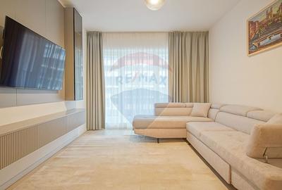 Apartament cu 3 camere semidecomandat, mobilat în Tractorul