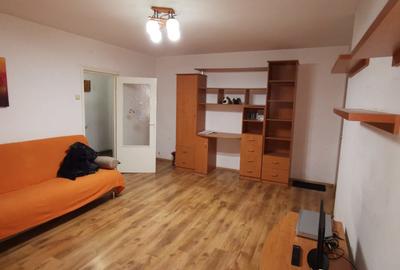 Apartament o camera de inchiriat Micro 13 - 1