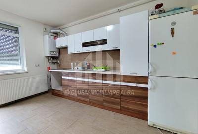 Apartament cu 2 camere decomandat, mobilat în Cetate