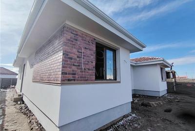 Duplex cu 3 camere în Moșnița Nouă