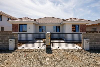 1/2 Duplex langa Serena zona pavata - 2