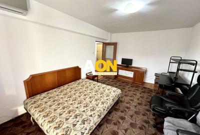 Apartament cu 3 Camere, Decomandat, Boxă la subsol, Zona Mercur-Cetate - 4