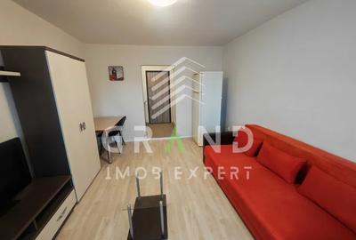 Garsonieră semidecomandată, mobilată în Mărăști