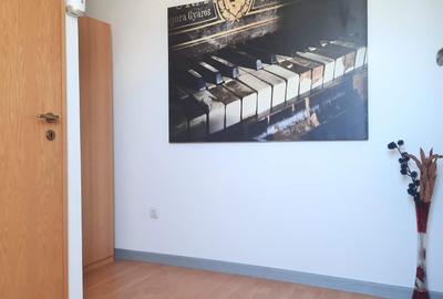 Apartament 3 camere spatios, strada Rahovei - 11