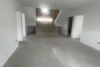 VILA DEOSEBITA VALU LUI TRAIAN P+M - 22