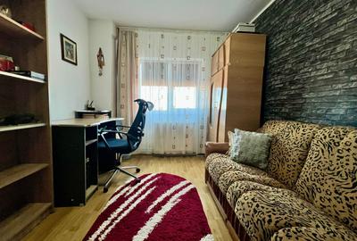 Apartament luminos 3 camere, 2 băi, parcare - 11