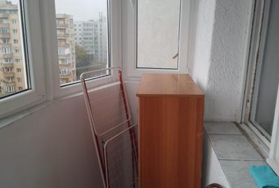Dristor, garsoniera, 300 euro, 3 min metrou , mobilata , utilata - 6
