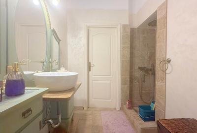 Imobil istoric,  zona Ultracentrala - 13