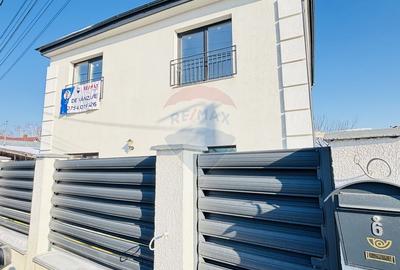 Casă cu 4 camere în Corbeanca