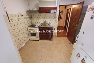 Vanzare apartament 3 camere - Imobiliare MAXICONFORT - 8