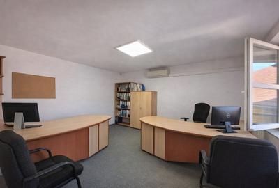 De vânzare apartament cu 3 camere, 94 mp, în centru - 1