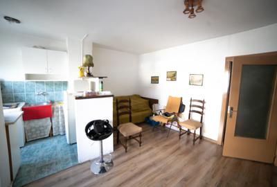 Centru Civic, garsoniera, bloc apartamente, 75000Euro - 2