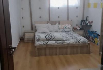 Apartament cu 2 camere decomandat, mobilat în Sălaj