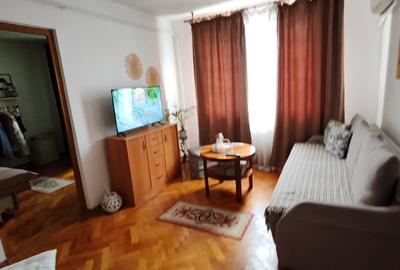 Apartament cu 2 camere Micro 19