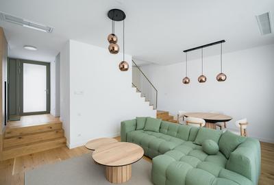 Casă cu 3 camere în Tunari