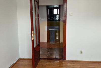 3 camere ultracentral – Piatra Neamț, etaj 4, balcon 7.9 mp - 9