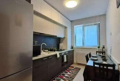 Apartament cu 2 camere decomandat, mobilat în Apărătorii Patriei