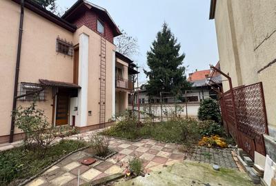 De închiriat: casă spațioasă cu terasă și garaj – Domenii - 19