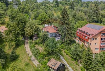 Casă cu 8 camere în Bran