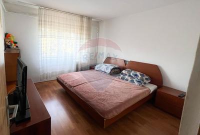 Apartament cu 2 camere de vanzare in zona Burdujeni