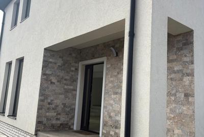 Casă individuală cu 4 camere în Berceni