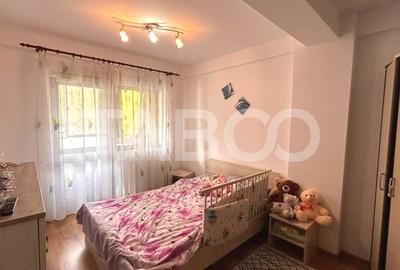 Apartament cu 2 camere semidecomandat, mobilat în Exterior Sud