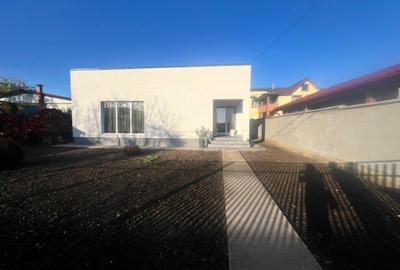 Costinesti casa moderna la sol an constructie 2024 teren 609 mp - 1