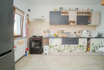 Complex cu Piscină/Cazare de Vânzare, 10.777mp Teren - DN24, Vaslui - 26
