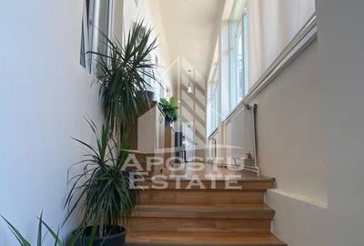 SAD cu 3 camere + spatiu comercial la demisol, - 9