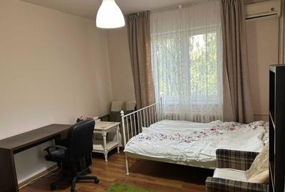 Garsoniera zona Piata Sudului / Aparatorii Patriei - 2