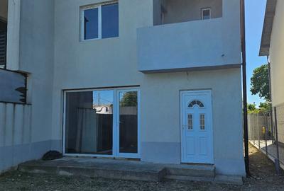 Oferta vanzare parte din duplex P+M Pitesti, 138000 EURO - 2