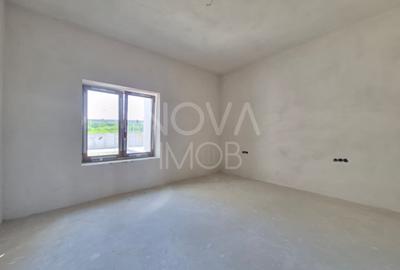Casa generoasa cu 5 camere, 2 bai, dressing si parcare – Sura Mica - 12