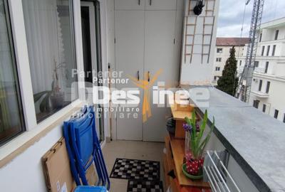 Apartament de vânzare 2 camere, decomandat, zona ultra centrală, semi / mobilat - 13