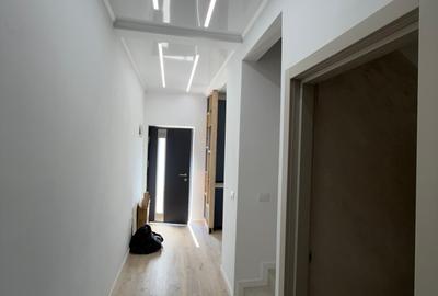 Casa 3 camere 2 bai Terasa Parcare zona Bucium Visan - 12