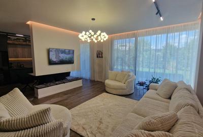 Casă individuală cu 6 camere în Central