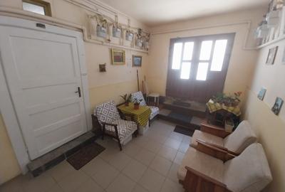 Apartament cu doua camere, Central.