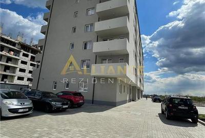 Apartament cu 3 camere decomandat în Berceni
