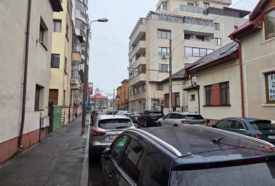 Casă individuală cu 5 camere în Calea Călărașilor