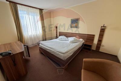 De închiriat Hotel 24 de camere si 3 apartamente, Calea Clujului - 12