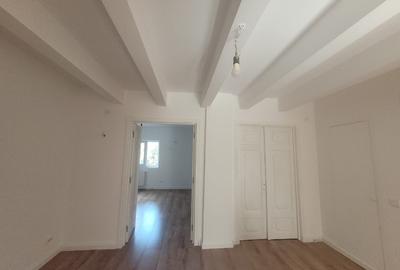 Apartament Parc Cismigiu 3 camere + living 110 mp - 11