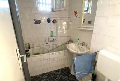 CENTRAL - LIFT - 3 camere - debara - rulouri - 9