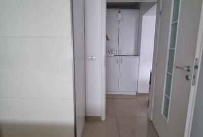 Vând apartament 2 camere parter stradal cartier pajura sector 1 - 9